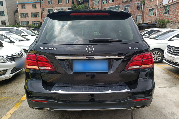 奔驰GLE 2017款 GLE 320 4MATIC 豪华型车身外观6004