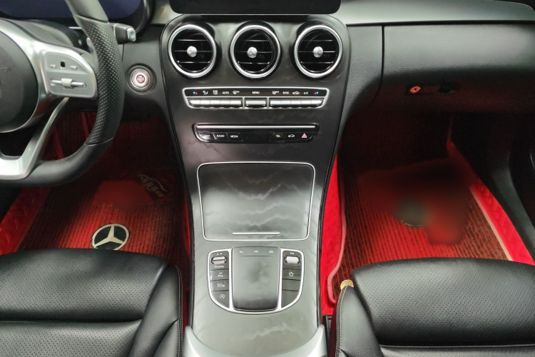 奔驰C级 2020款 改款 C 260 L 运动版局部细节18