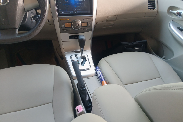 丰田 卡罗拉 2011款 1.8L CVT GL-i局部细节18