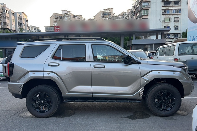 坦克400 2025款 2.4T 柴油版车身外观6002