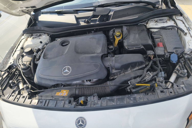 奔驰GLA 2019款 GLA 200 时尚型局部细节24