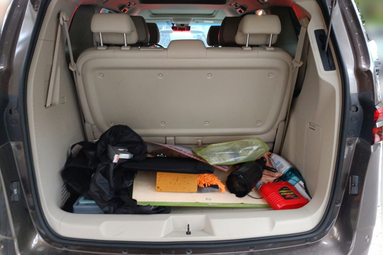 别克GL8 2020款 陆上公务舱 652T 尊贵型中控内饰23