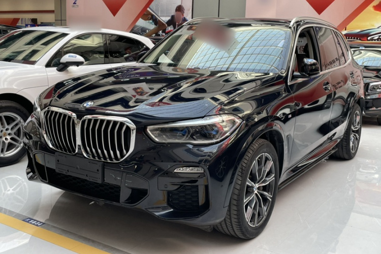 宝马X5(进口) 2019款 xDrive40i M运动套装车身外观1