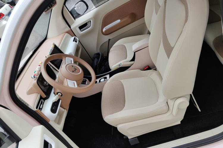 五菱汽车 宏光MINIEV 2024款 第三代 215km 进阶版中控内饰19