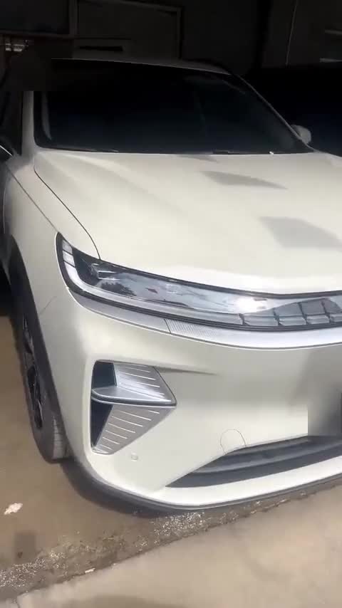 哈弗枭龙MAX 2025款 Hi4 165 Plus 长续航版讲解2