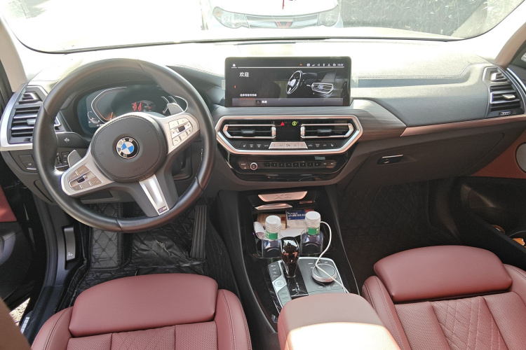 宝马X3 2023款 xDrive30i 领先型 M曜夜套装中控内饰12