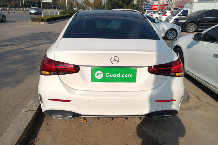 奔驰A级 2020款 改款 A 180 L 运动轿车特殊配置车身外观6004