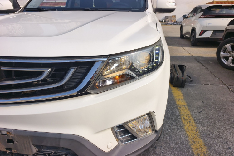 吉利汽车 远景X6 2016款 1.3T CVT豪华型局部细节36