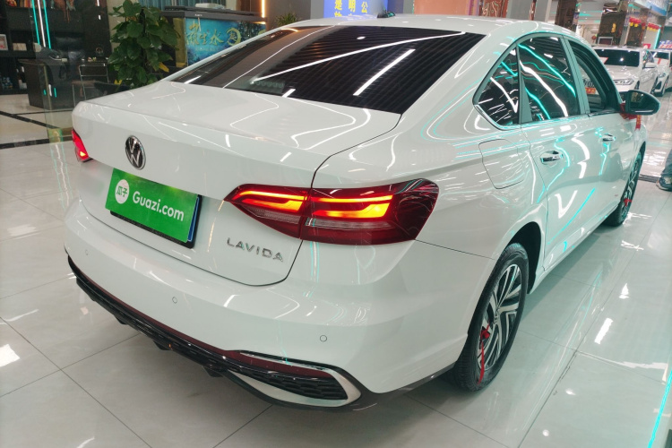 大众 朗逸 2024款 1.5L 自动星空五百万版车身外观7