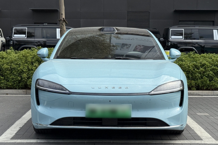 鸿蒙智行 智界S7 2025款 785km Ultra车身外观6002