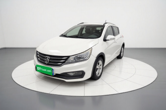 宝骏310 2016款 1.2L 手动豪华型
