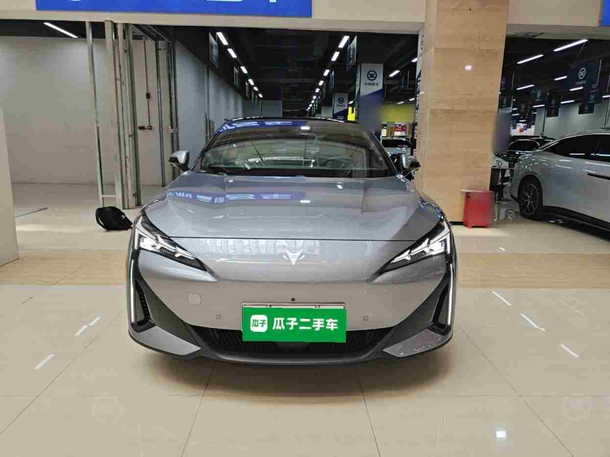郑州二手极狐阿尔法S5 2024款，新手练手车况全透明