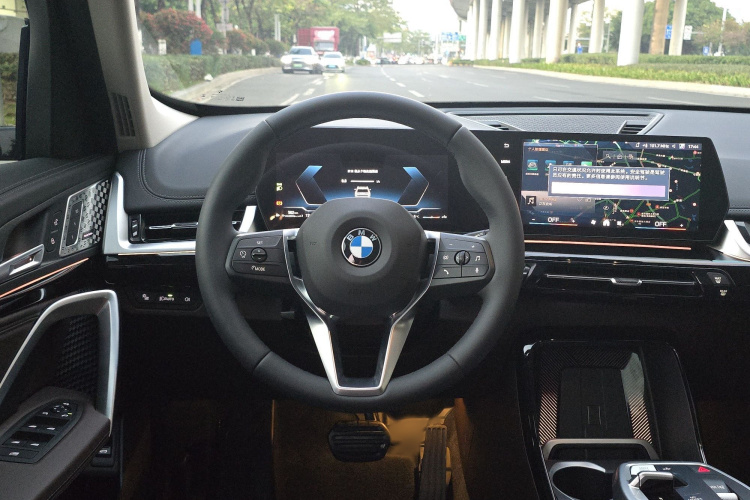 宝马X1 2023款 sDrive25Li X设计套装局部细节13