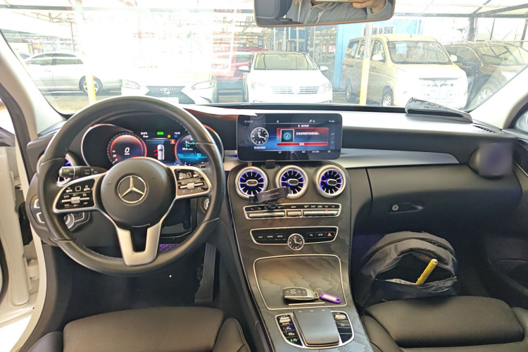 奔驰C级(进口) 2020款 改款 C 260 旅行轿车中控内饰7002