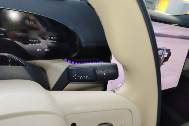 极氪007 2024款 后驱智驾版 75kWh局部细节18