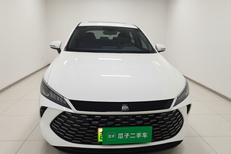 比亚迪 秦PLUS 2025款 DM-i 智驾版 55KM领先型车身外观2