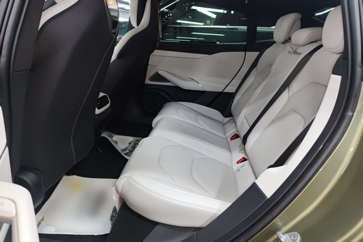 小米汽车 小米SU7 2024款 四驱超长续航高阶智驾Max版中控内饰7004