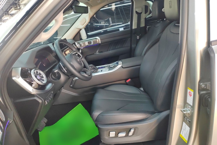 坦克400新能源 2024款 Hi4-T 越野版中控内饰19