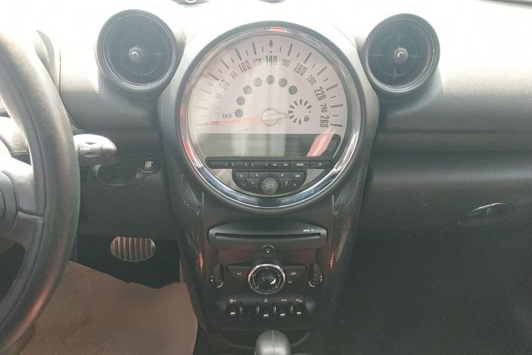 MINI Countryman 2013款 1.6T COOPER ALL4 Fun中控内饰16