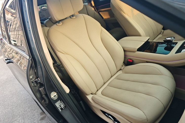 鸿蒙智行 问界M7 2022款 1.5T 四驱豪华版局部细节41