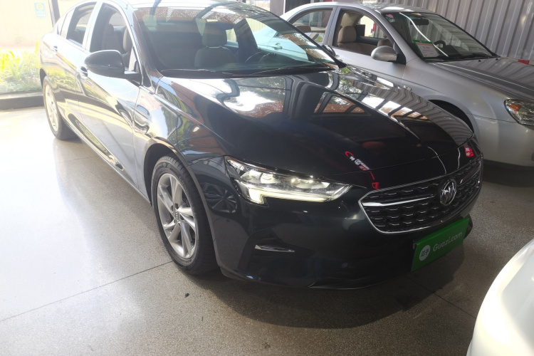 别克 君威 2020款 552T 精英型车身外观3