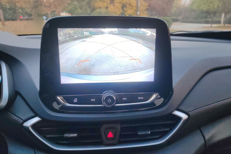 雪佛兰 沃兰多 2020款 轻混 Redline 530T 自动纵享版（5+2款）局部细节9001