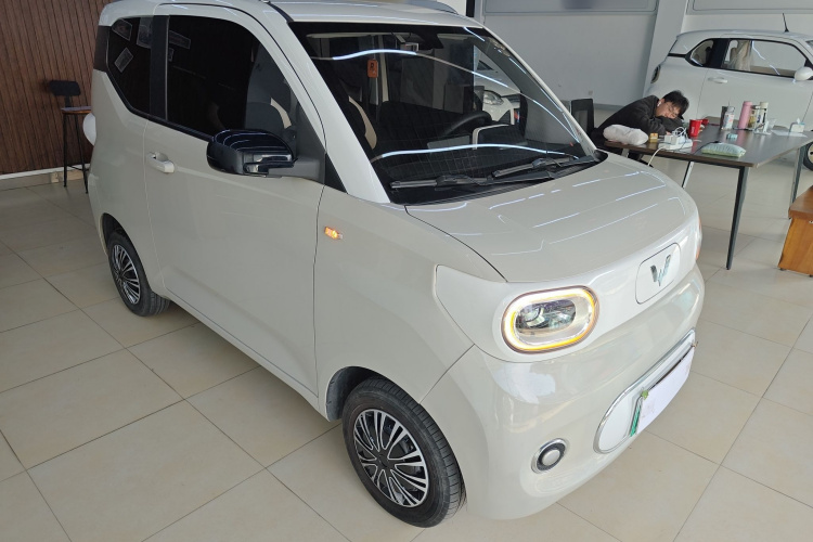 五菱汽车 宏光MINIEV 2024款 第三代 215km 进阶版车身外观6002