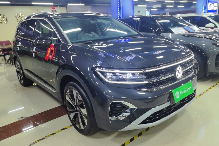 大众 揽境 2023款 改款 380TSI 四驱旗舰胜境版 6座车身外观3