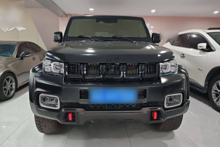 北京BJ40 2023款 2.0D 自动四驱刀锋英雄版侠客型车身外观6001