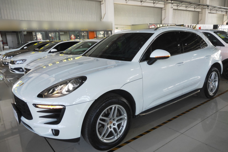 保时捷 2017款  Macan 2.0T车身外观4