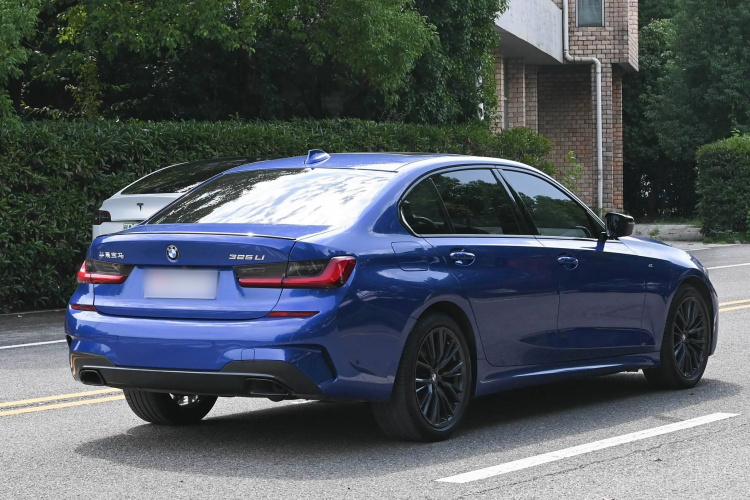 宝马3系 2021款 改款二 325Li M运动曜夜套装车身外观6006