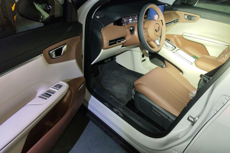 五菱汽车 缤果S 2025款 430km 尊享款中控内饰20