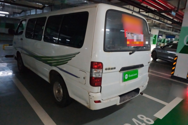 金杯 海狮 2014款 2.0L第五代动力王舒适型V19车身外观5