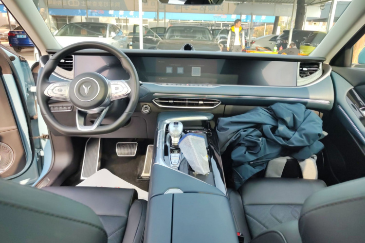 岚图汽车 岚图FREE 2022款 四驱超长续航纯电版中控内饰7002