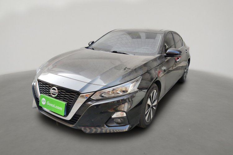 日产 天籁 2021款 2.0T XL 智进版车身外观1