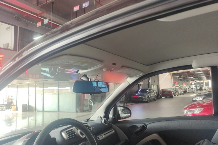 smart fortwo 2011款 1.0 MHD 硬顶标准版局部细节22