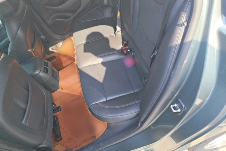 凯迪拉克CT5 2023款 28T 豪华型（标准版）中控内饰21