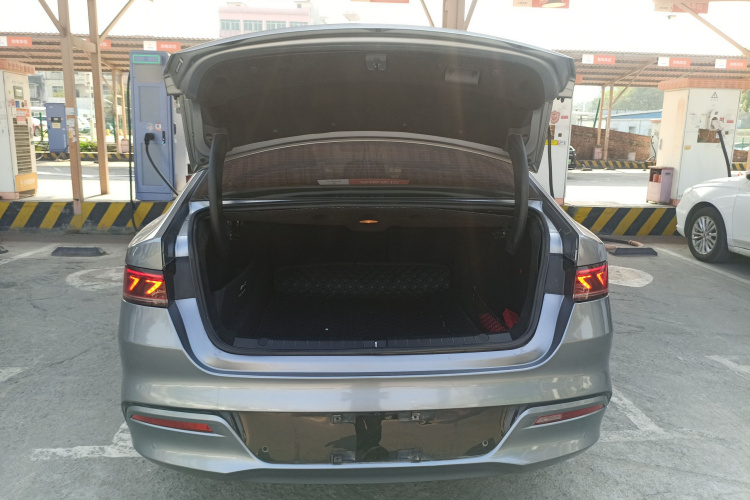 比亚迪 秦PLUS 2023款 冠军版 DM-i 120KM领先型局部细节23