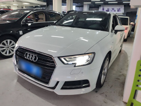 奥迪A3 2018款 30周年年型 Limousine 35 TFSI 时尚型