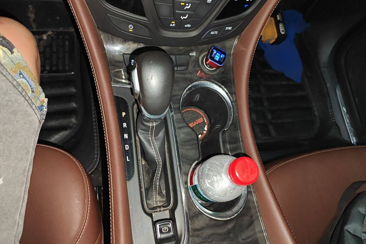 别克 昂科威 2014款 28T 四驱精英型局部细节18