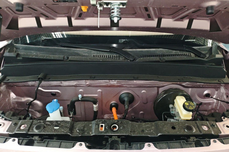 吉利银河 2024款 熊猫mini 200km 耐力熊机舱底盘24