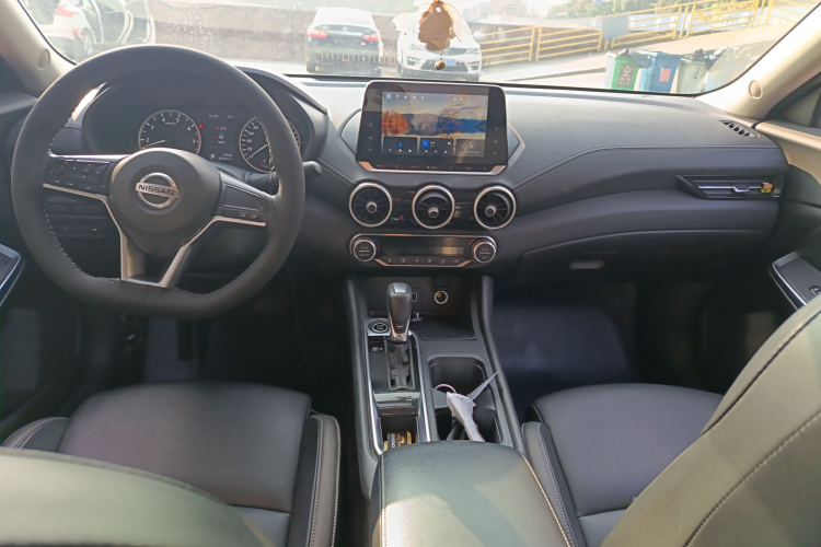 日产 轩逸 2021款 1.6L XL CVT悦享版中控内饰12