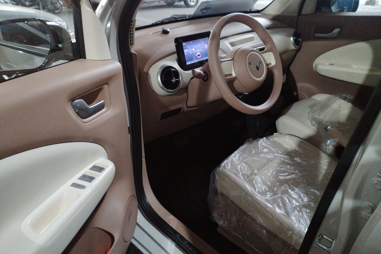 五菱汽车 宏光MINIEV 2025款 四门版 臻享款中控内饰20