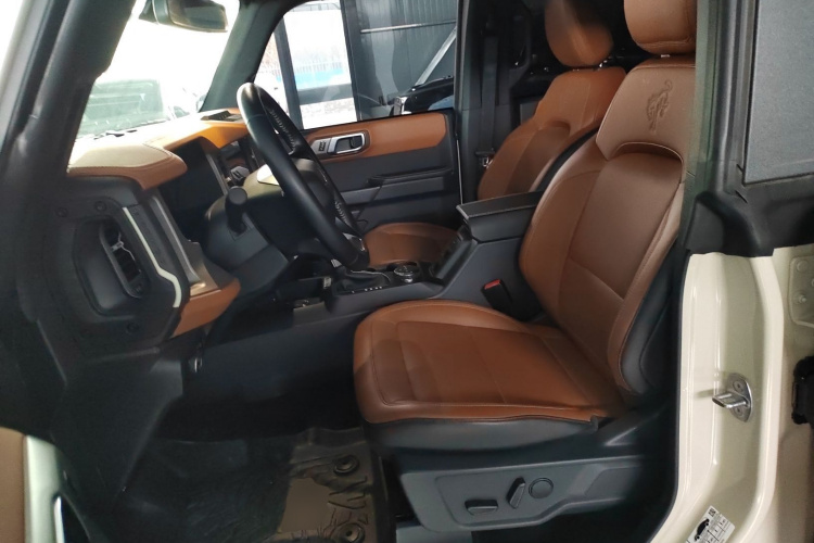 福特烈马 2024款 2.3T 长滩中控内饰19