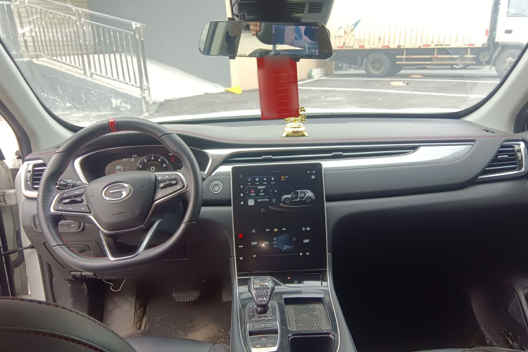 广汽传祺 传祺GS4 PLUS 2023款 390T 自动星云版中控内饰12