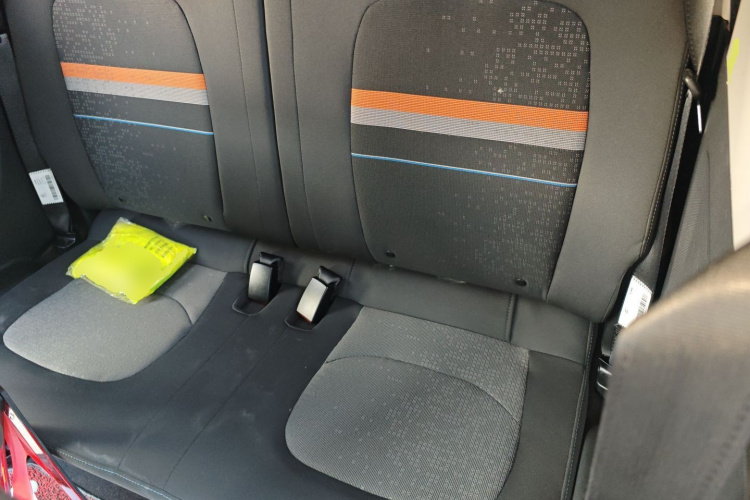 五菱汽车 宏光MINIEV 2020款 悦享款 磷酸铁锂中控内饰21