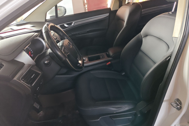 吉利汽车 帝豪GS 2016款 运动版 1.8L 自动领尚型局部细节19