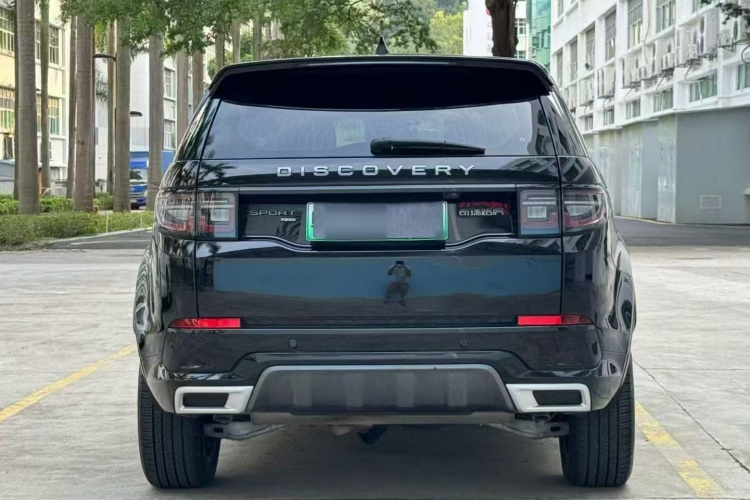 路虎 发现运动版新能源 2022款 改款 P300e 插电式电动混合版车身外观6003