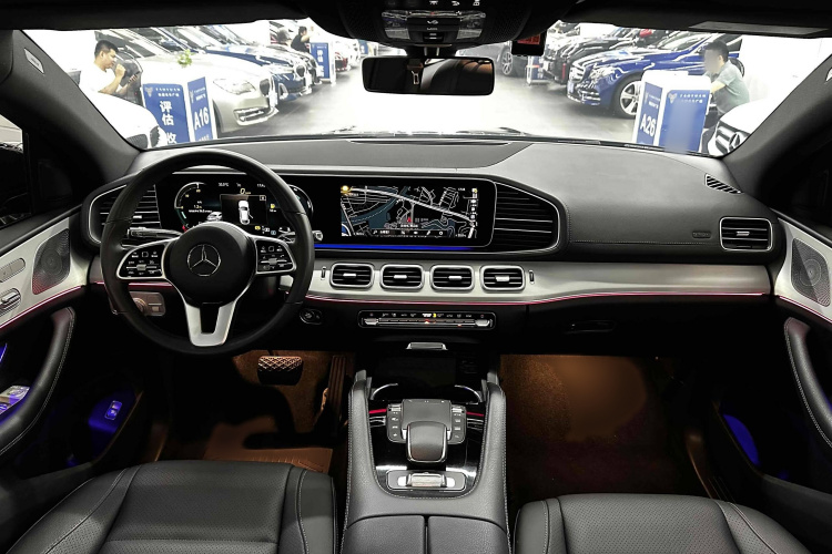 奔驰GLE轿跑 2020款 GLE 350 4MATIC 轿跑SUV 豪华型中控内饰7004