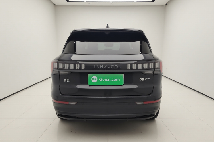 领克09 EM-P 2024款 2.0TD EM-P 四驱HALO 六座车身外观6
